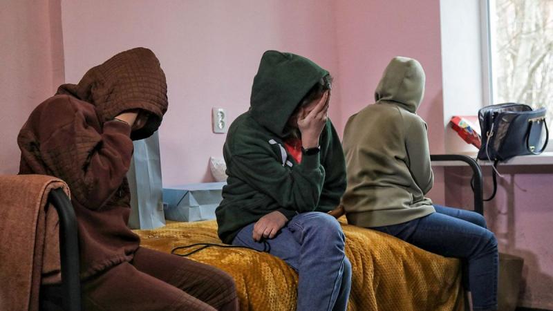 A lengyelek nem húzták az időt: elegük lett az ukrán menekültekből, és átlépték a határt.