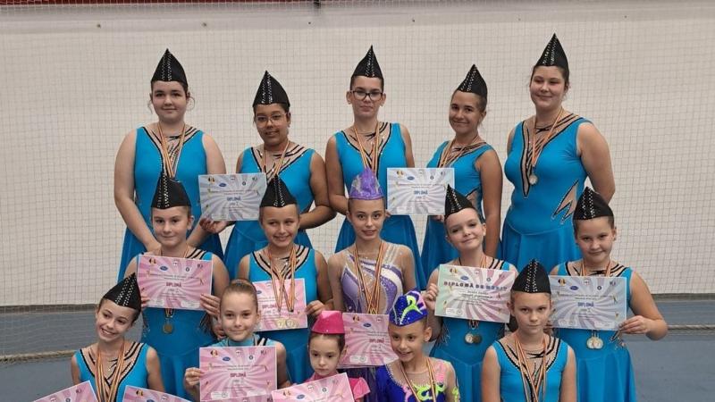 Fényes győzelmet ünnepeltek a miskolci mazsorett csoport tagjai!