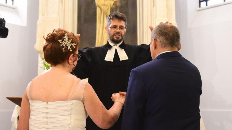 El sem tudod képzelni, hány pár kötelezte el magát az elmúlt fél évben Hevesben!