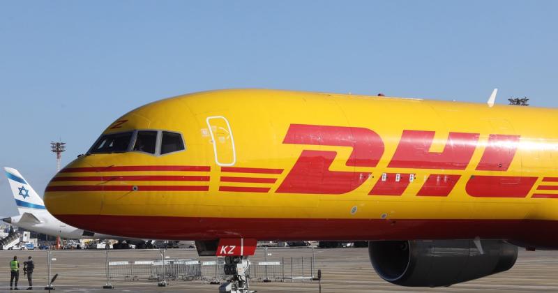 Videófelvételeken láthatjuk a DHL repülőgépének becsapódás előtti izgalmas pillanatait.