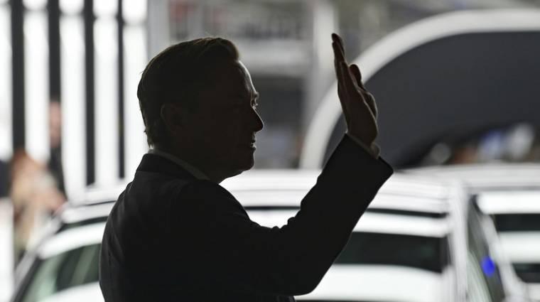 Elon Musk legújabb algoritmusának bevezetése jelentős diskurzusokat generált a szakmai körökben.