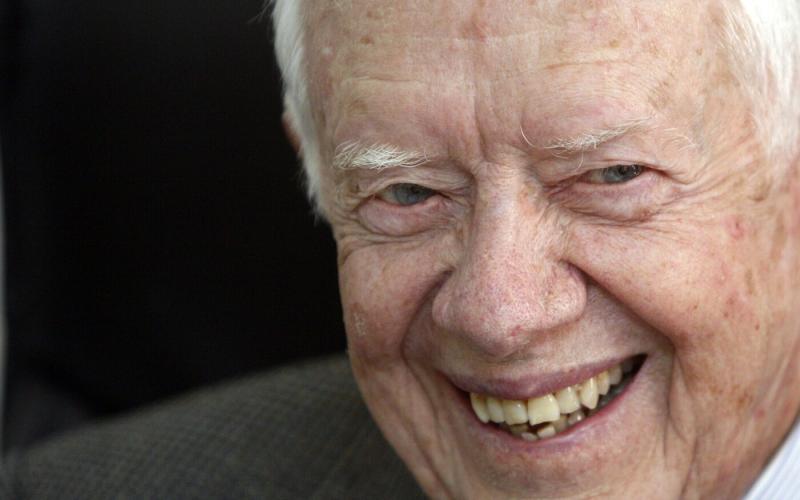 Nobel-bizottság: A közelmúltban elhunyt Jimmy Carter élete során rendíthetetlenül fáradozott a béke és a demokrácia előmozdításán.