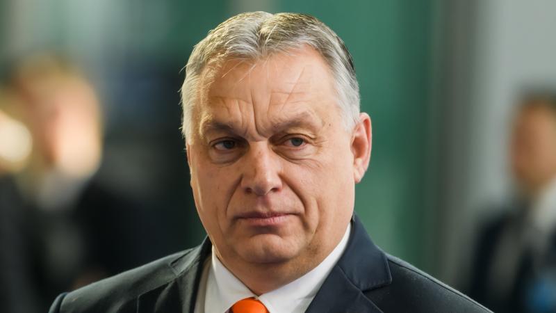 Nem kertelt! Orbán Viktor így reagált az iskolai bombafenyegetésekre.