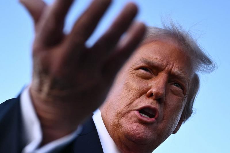 Trump nyomására több alkalmazás eltűnt az App Store-ból.