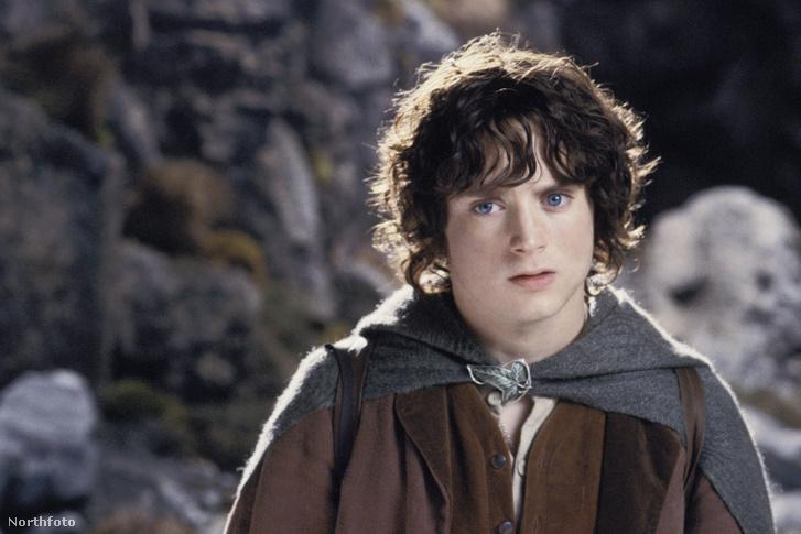 Elijah Wood már most lelkesen várja a készülő Gyűrűk Ura-filmet, amely újra életre kelti J.R.R. Tolkien klasszikus világát. Az izgalom és várakozás már most érezhető, hiszen a színész számára ez a történet mindig is különleges helyet foglalt el a szívében