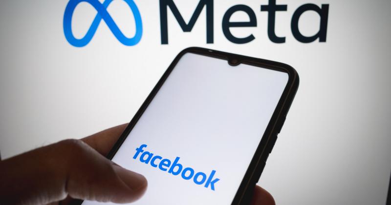 A Facebook mesterséges intelligenciája képes hozzáférni a telefonon tárolt fényképekhez.