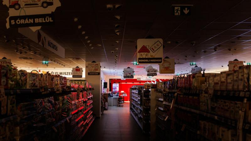 December 24-én zárva tartunk: az üzletláncunk nem fog üzemelni ezen a napon.