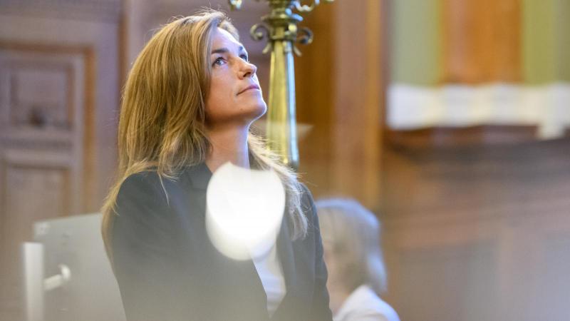 Varga Judit újra megjelenik, mint a Nemzeti Mentál Pajzs Program gyermekjogi védnöke, hogy támogatást és védelmet nyújtson a fiatalok számára.