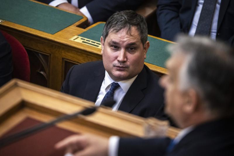 A Magyar Bankszövetség kifejezte ellenérzését a bankadó tervezett emelésével kapcsolatban.