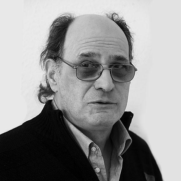 Washington, a politika szívének és a történelem tanújának színhelye, sokkal több, mint csupán egy város. Ha a margóról szemléljük, felfedezhetjük azokat a részleteket és történeteket, amelyek a hivatalos narratíván túlmutatnak. Az épületek impozánsak, de 