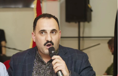 Támadás célpontjává vált a berlini német-arab iskola vezetője, aki nyíltan kritizálta az iszlamista hálózatokat.